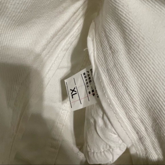 NWT Super High Waisted White Jeans - Picture 5 of 7